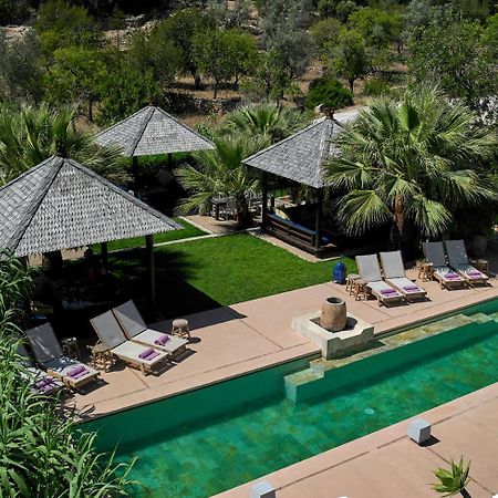 The Giri Residence Sant Joan De Labritja Luaran gambar