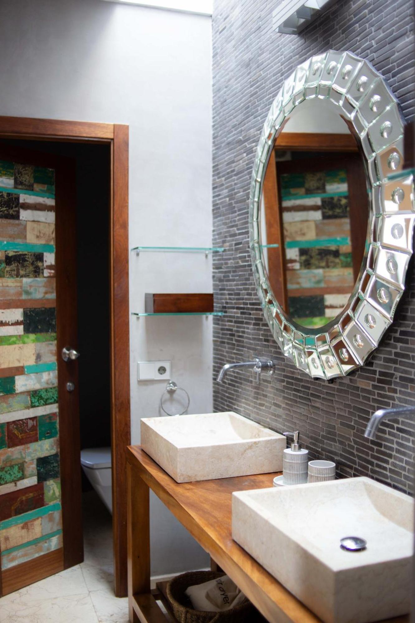 The Giri Residence Sant Joan De Labritja Luaran gambar